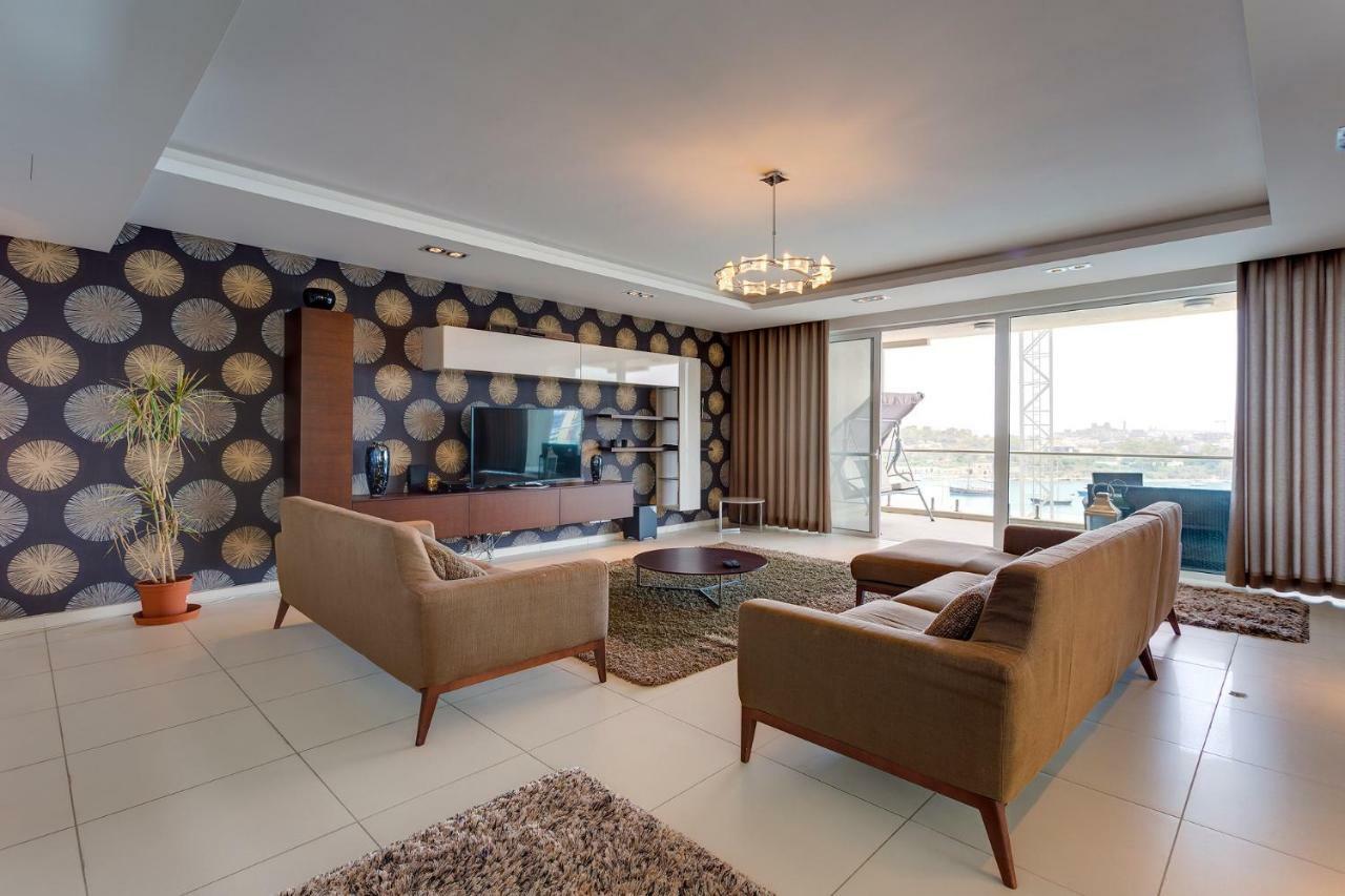 Contemporary, Luxury Apartment With Valletta And Harbour Views Sliema Extérieur photo