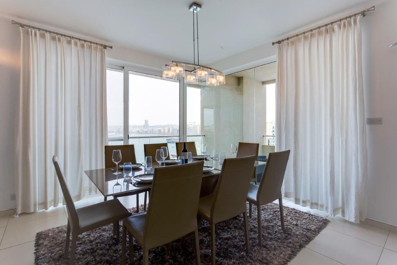 Contemporary, Luxury Apartment With Valletta And Harbour Views Sliema Extérieur photo