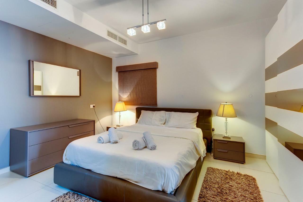 Contemporary, Luxury Apartment With Valletta And Harbour Views Sliema Extérieur photo